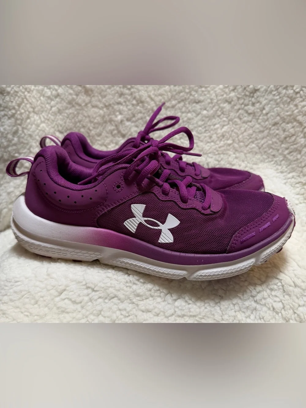 Under Armour Charged Assert 10 Sneakers Andromeda Purple Lace-Up Yourh Size 6
